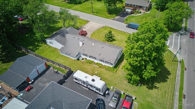 911 Lakeside Drive, Springfield Twp., OH 45231