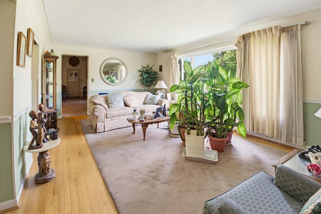 911 Lakeside Drive, Springfield Twp., OH 45231