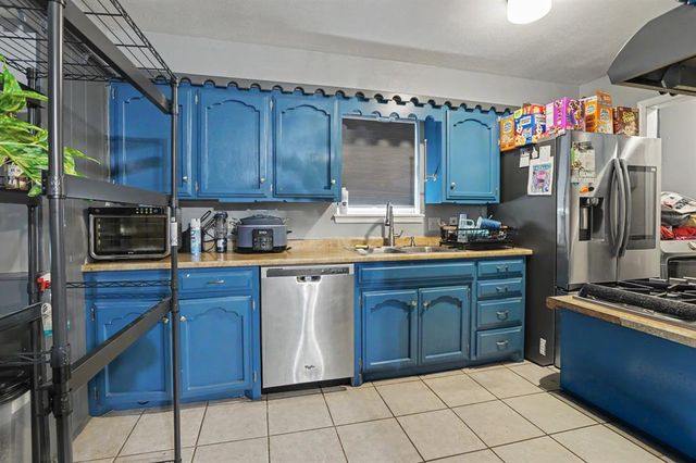 1228 SW 92nd Street, Oklahoma City, OK 73139