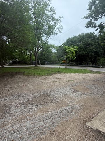 5572 Forney Road, Dallas, TX 75227