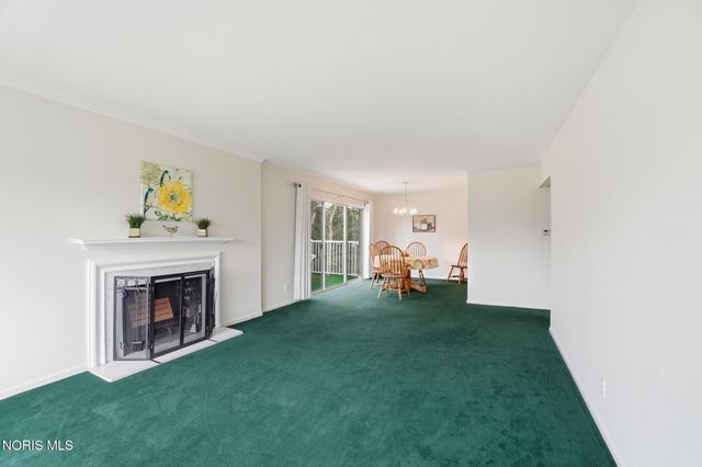 5679 Monroe Street, Unit 319, Sylvania, OH 43560