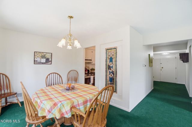 5679 Monroe Street, Unit 319, Sylvania, OH 43560
