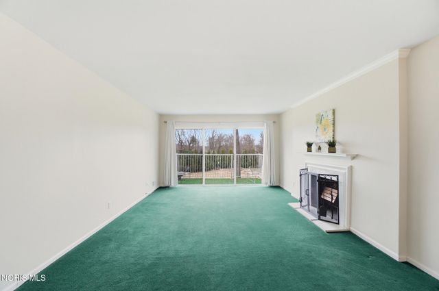 5679 Monroe Street, Unit 319, Sylvania, OH 43560