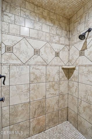 7291 Camino Del Sol Drive, El Paso, TX 79911