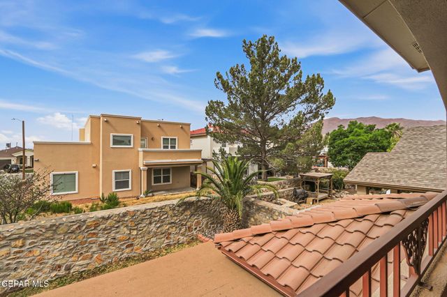 7291 Camino Del Sol Drive, El Paso, TX 79911