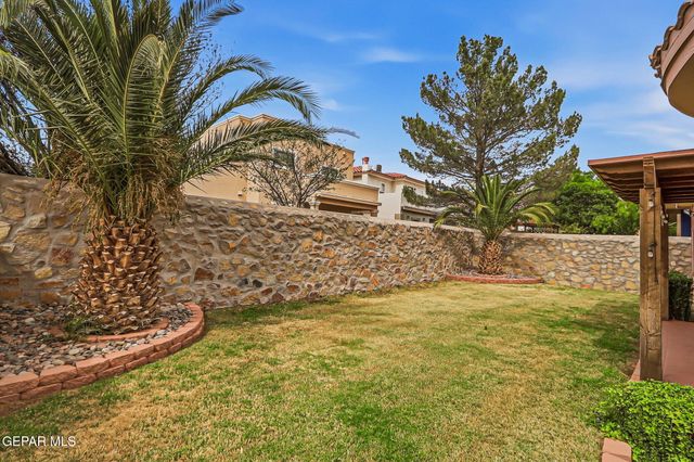 7291 Camino Del Sol Drive, El Paso, TX 79911