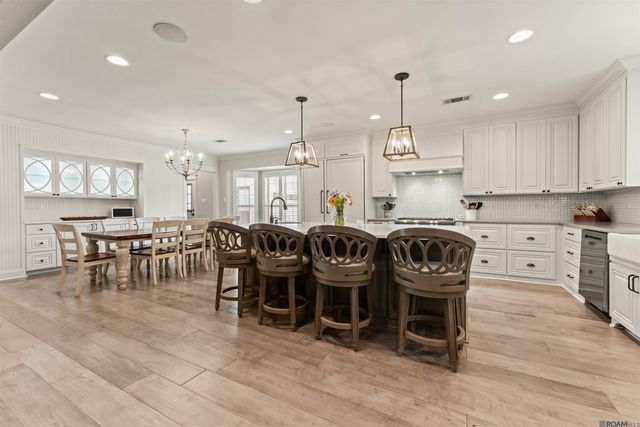 18115 Magnolia Bend Rd, Greenwell Springs, LA 70739