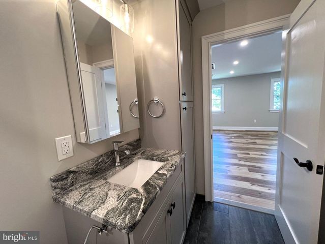 327 GARDEN AVE, Horsham, PA 19044