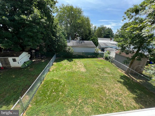 327 GARDEN AVE, Horsham, PA 19044