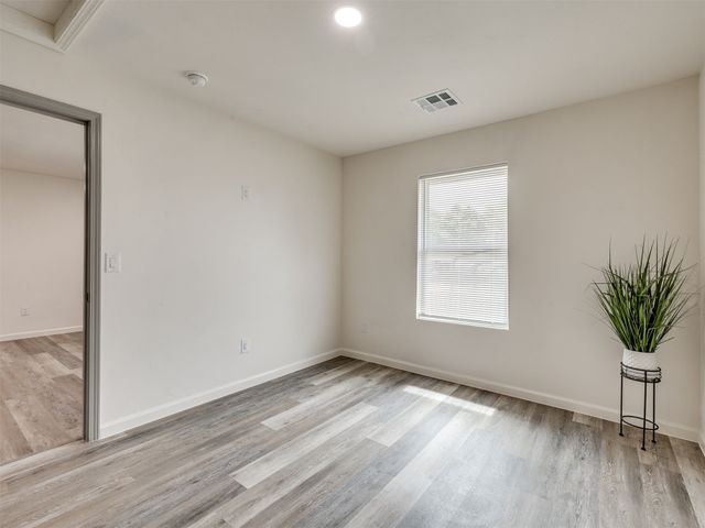 331 W 49th Street N, Tulsa, OK 74126