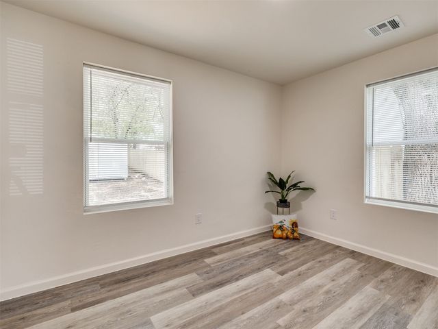 331 W 49th Street N, Tulsa, OK 74126