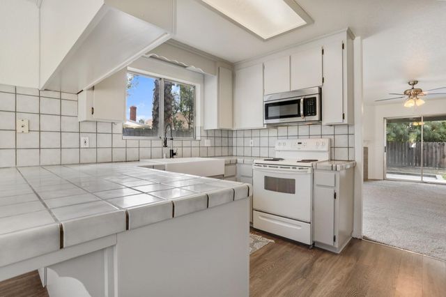 138 E Grove St, Stockton, CA 95204