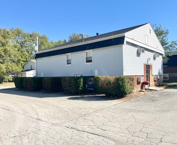 1215 Wall Street, Normal, IL 61761