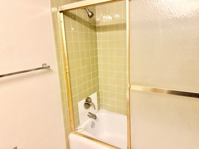 1215 Wall Street, Normal, IL 61761