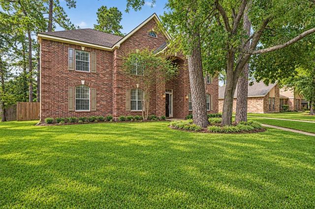 111 Pine Manor Drive, Conroe, TX 77385