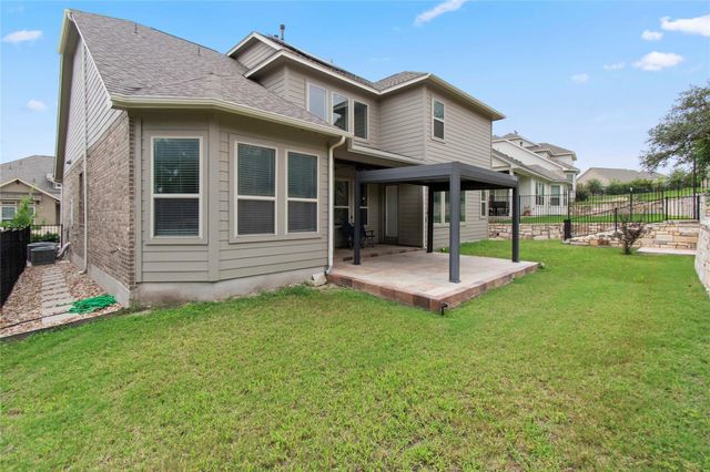 231 Village Oak DR, Austin, TX 78737