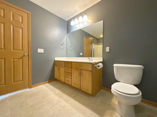 3810 S 189Th Street, Omaha, NE 68130