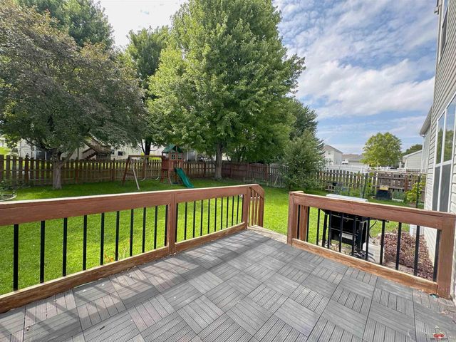 3810 S 189Th Street, Omaha, NE 68130