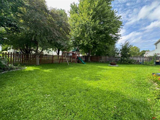 3810 S 189Th Street, Omaha, NE 68130