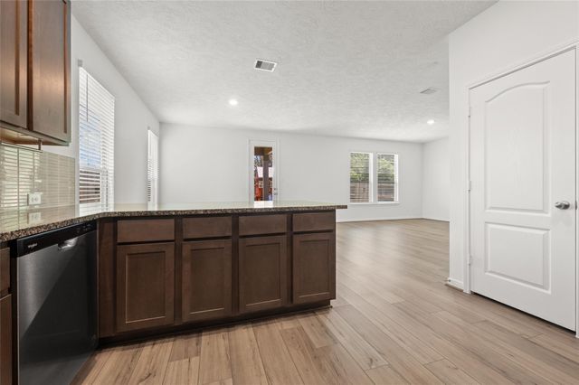 6107 Topaz Pines Trail, Humble, TX 77338
