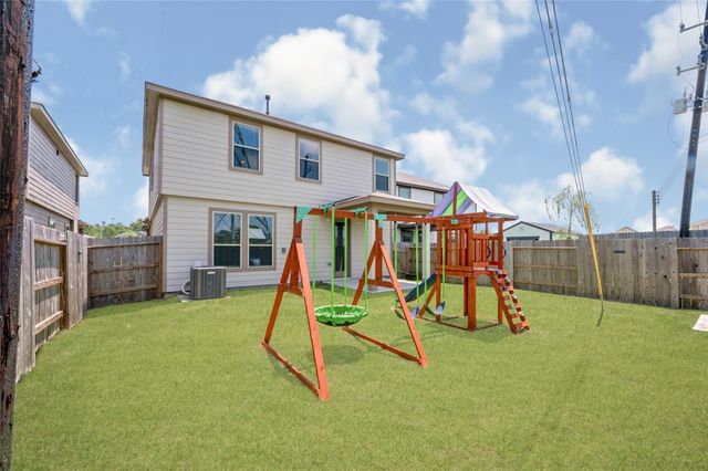 6107 Topaz Pines Trail, Humble, TX 77338