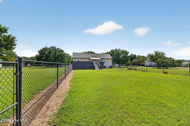 113 Crosswinds Drive, Selma, NC 27576