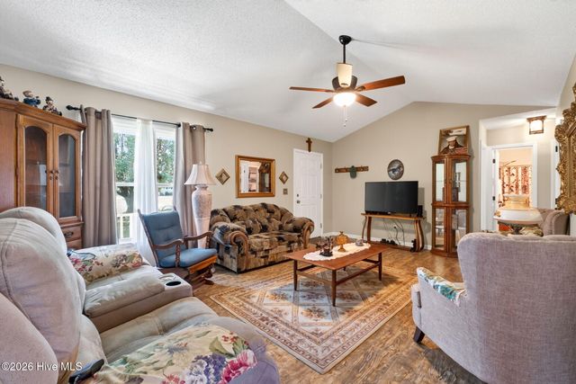 113 Crosswinds Drive, Selma, NC 27576