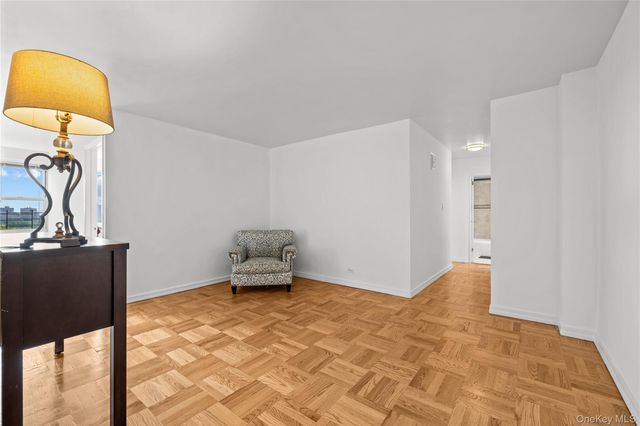 4555 Henry Hudson Parkway A908, Bronx, NY 10471