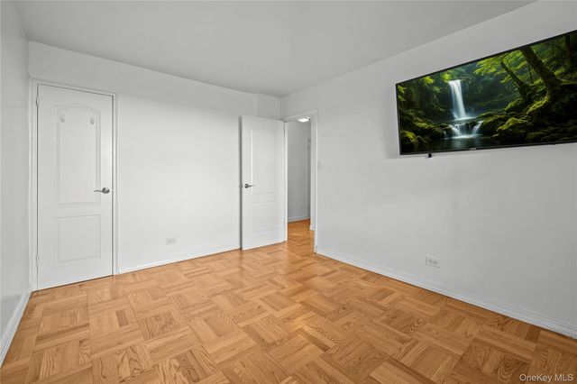 4555 Henry Hudson Parkway A908, Bronx, NY 10471