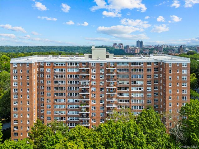 4555 Henry Hudson Parkway A908, Bronx, NY 10471
