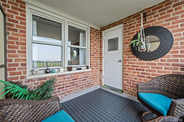 4555 Henry Hudson Parkway A908, Bronx, NY 10471