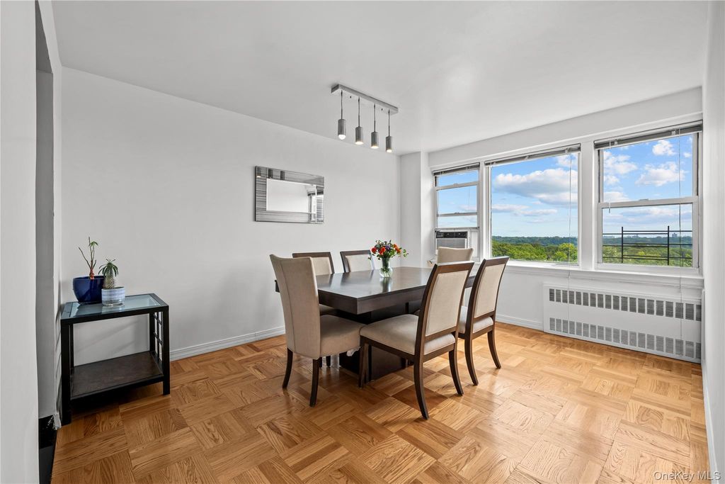 4555 Henry Hudson Parkway A908, Bronx, NY 10471