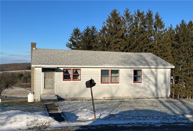 1647 County Road 27, Oxford, NY 13830