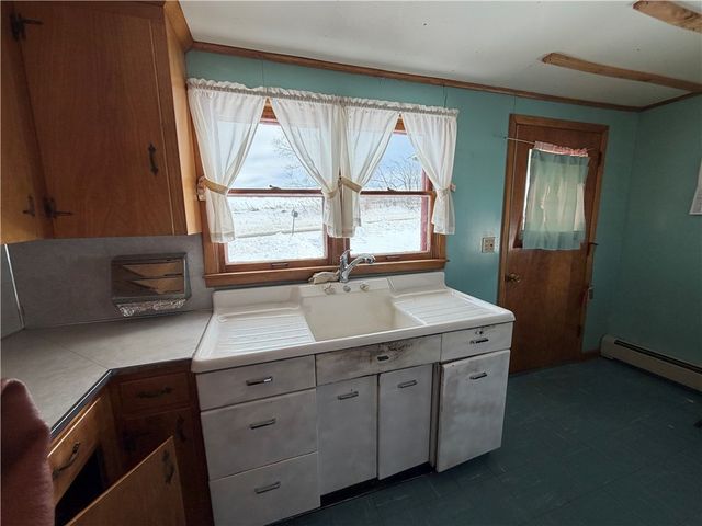 1647 County Road 27, Oxford, NY 13830