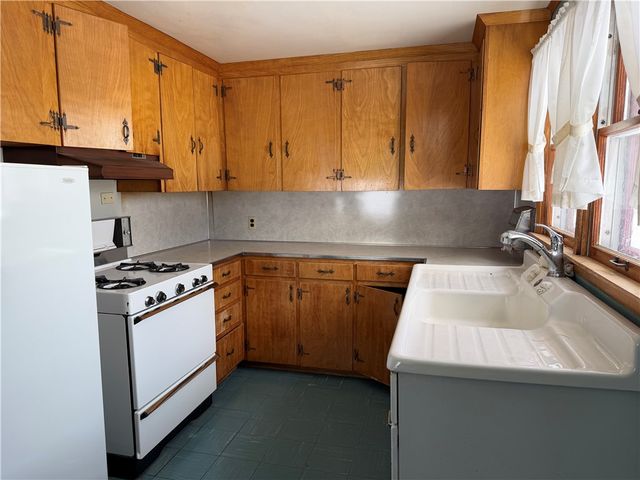 1647 County Road 27, Oxford, NY 13830