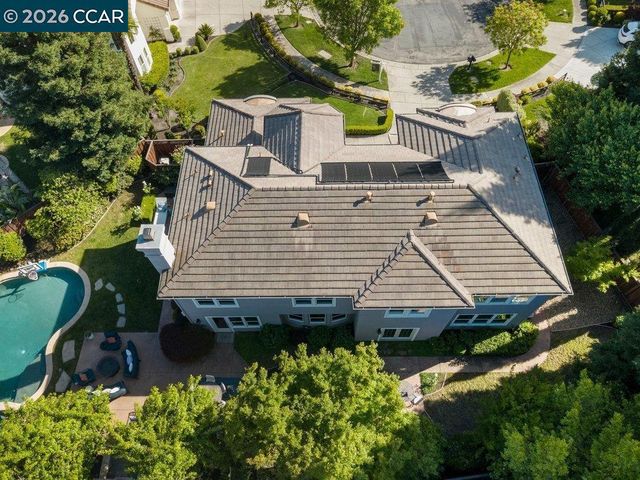 347 Shelterwood Ct, Danville, CA 94506