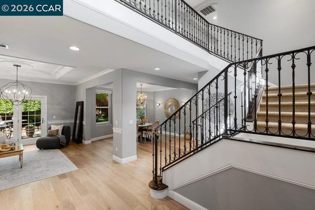 347 Shelterwood Ct, Danville, CA 94506