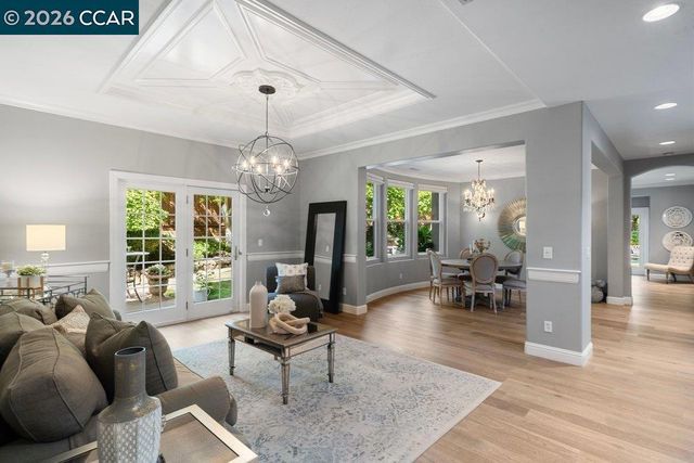 347 Shelterwood Ct, Danville, CA 94506
