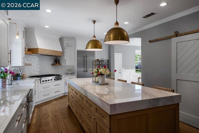 347 Shelterwood Ct, Danville, CA 94506