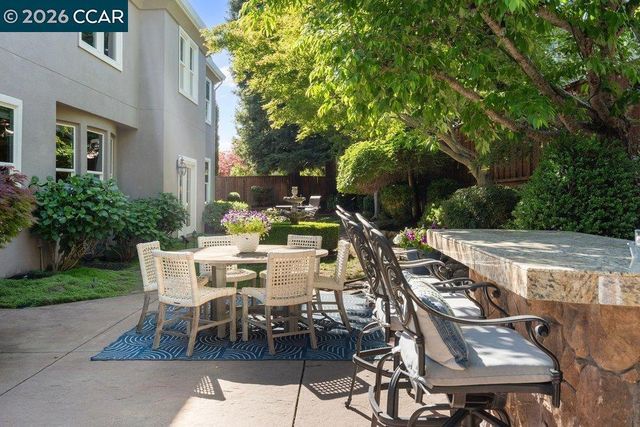 347 Shelterwood Ct, Danville, CA 94506