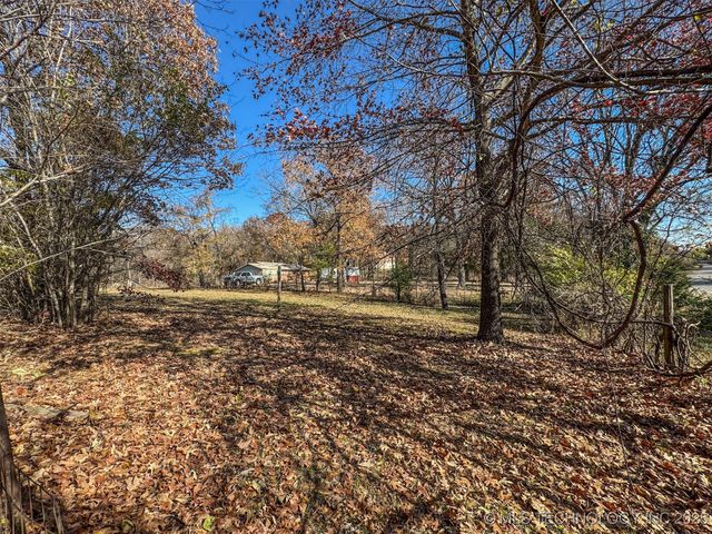 472665 E 780 Road, Stilwell, OK 74960