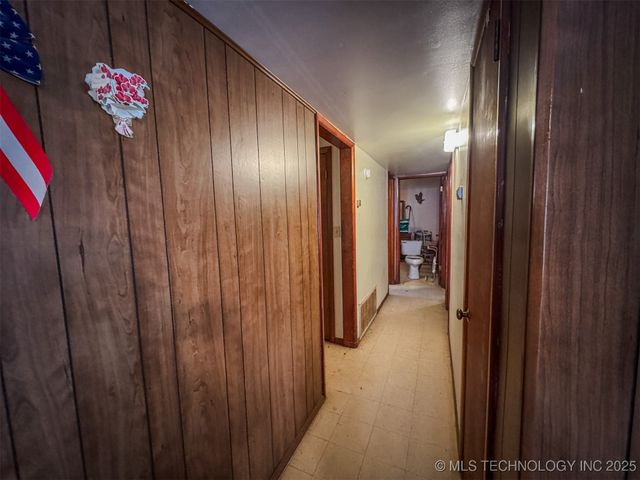 472665 E 780 Road, Stilwell, OK 74960