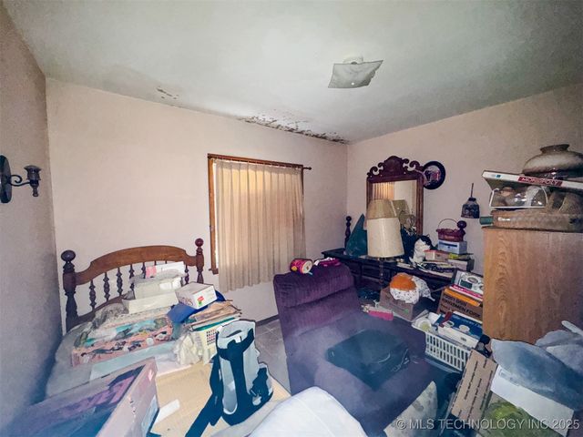 472665 E 780 Road, Stilwell, OK 74960