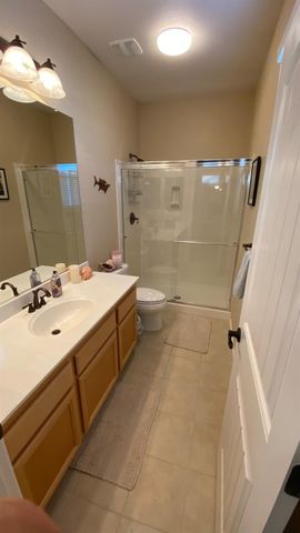 4385 Hovnanian Dr, Sacramento, CA 95834