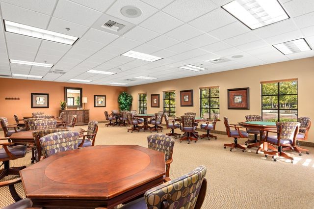 4385 Hovnanian Dr, Sacramento, CA 95834