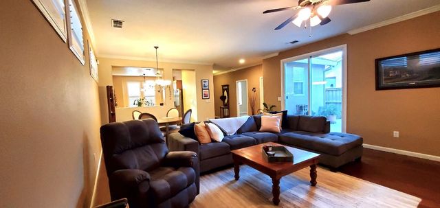 4385 Hovnanian Dr, Sacramento, CA 95834