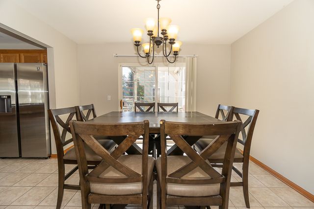 1808 Arbor Gate Drive, Plainfield, IL 60586