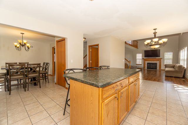1808 Arbor Gate Drive, Plainfield, IL 60586