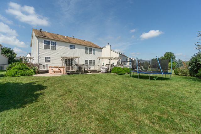 1808 Arbor Gate Drive, Plainfield, IL 60586