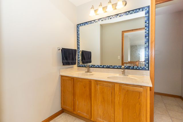 1808 Arbor Gate Drive, Plainfield, IL 60586